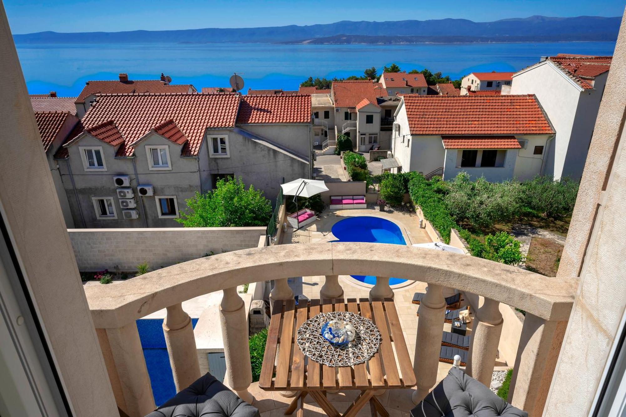 Hektorovic Poolside Apartments Бол Экстерьер фото